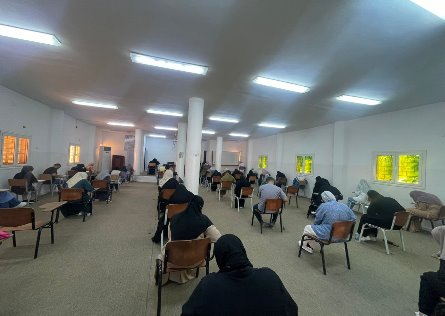 بداية الامتحانات النهائية للدراسات العليا (القاعات الدراسية التابعة للاكادمية الليبية - مصراتة بجامعة سرت