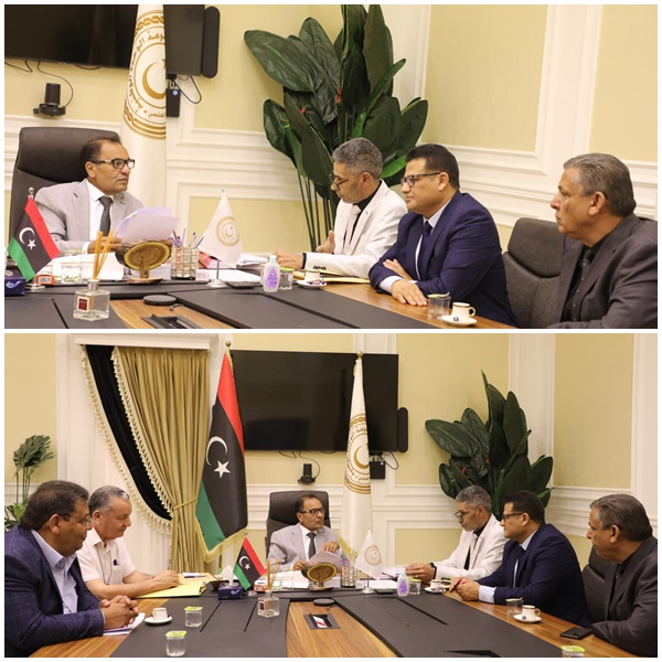 A meeting of His Excellency the Minister of Higher Education and Scientific Research with the President of Sirte University